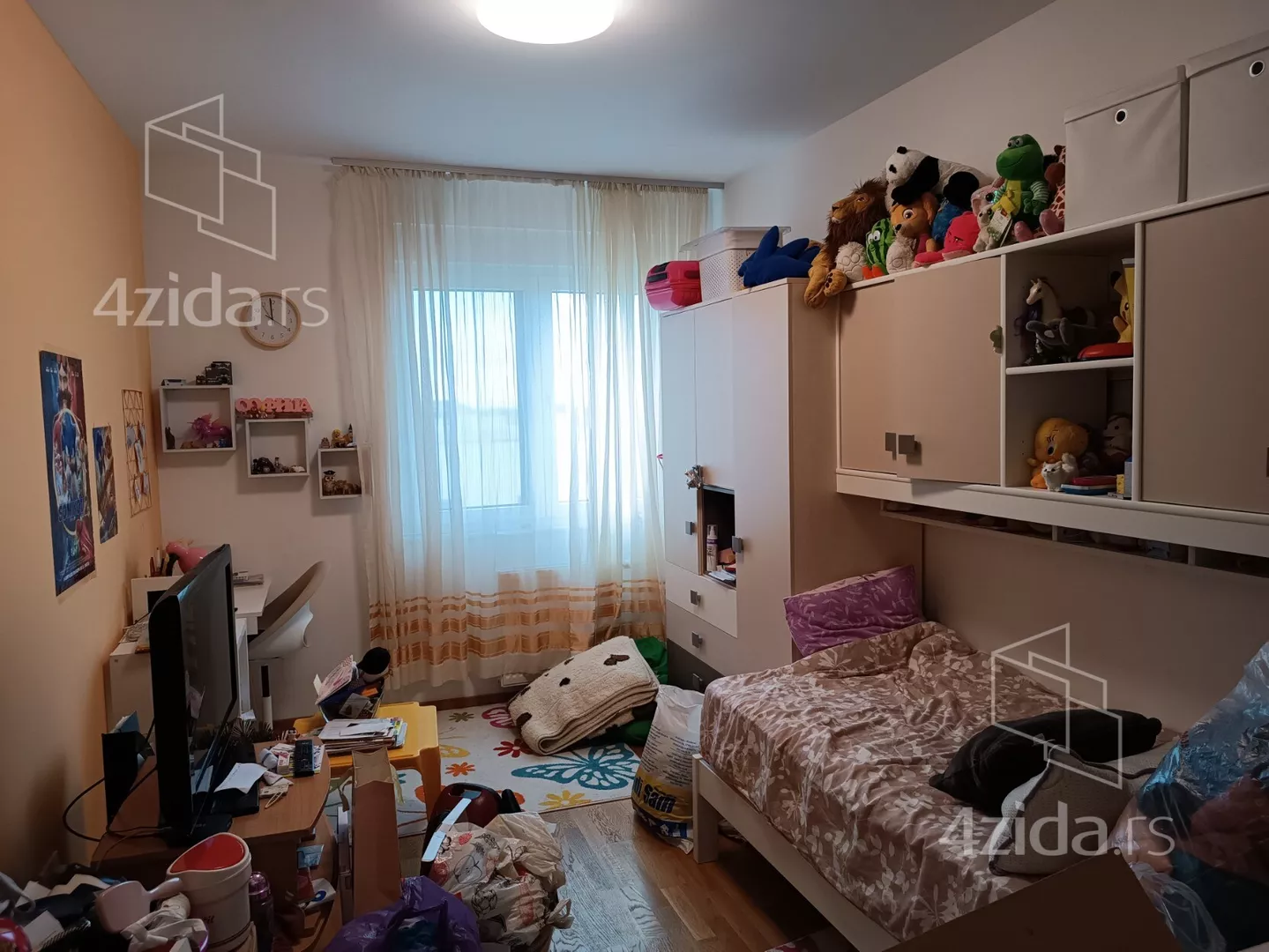 Dvoiposoban stan | 4zida