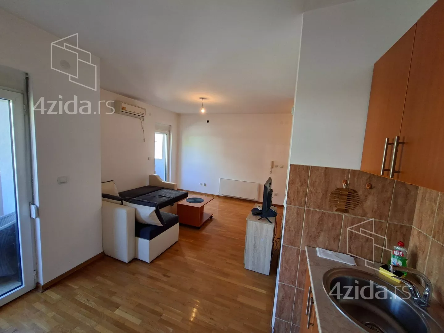 Garsonjera | 4zida