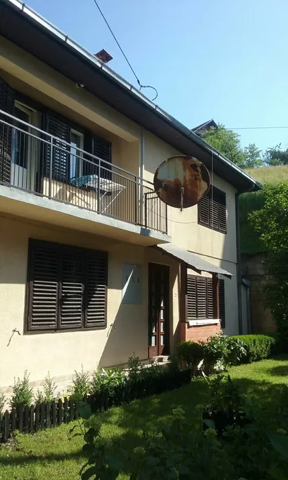 Branka Popovića 33a | 4zida.rs