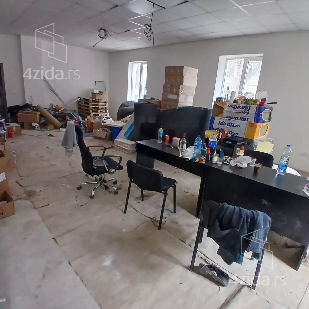 Poslovni prostor | 4zida