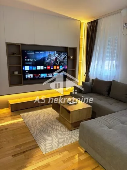 Učiteljsko Naselje | 4zida.rs