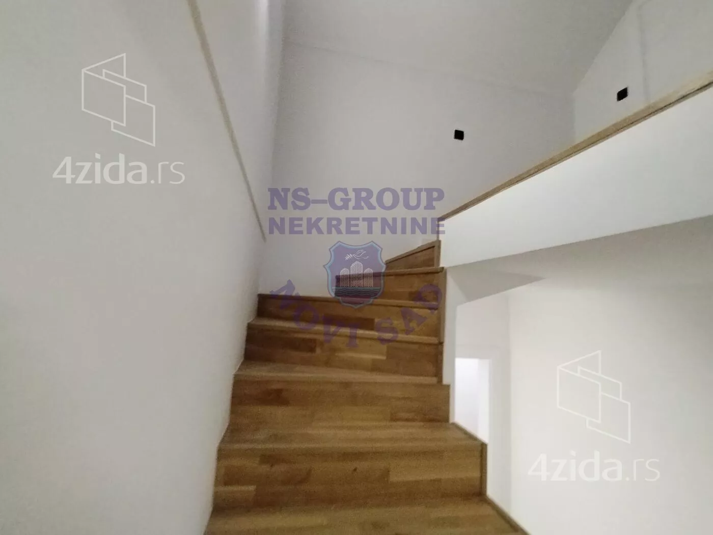 4-etažna kuća | 4zida