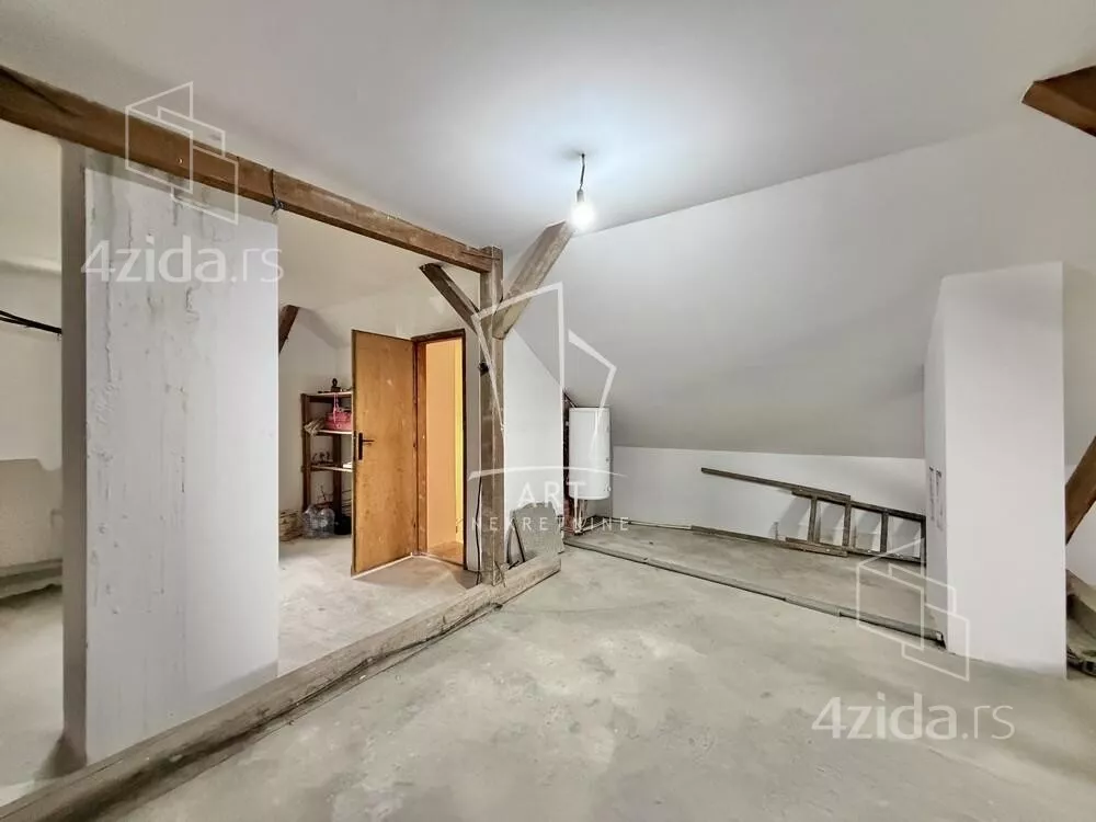 3-etažna kuća | 4zida