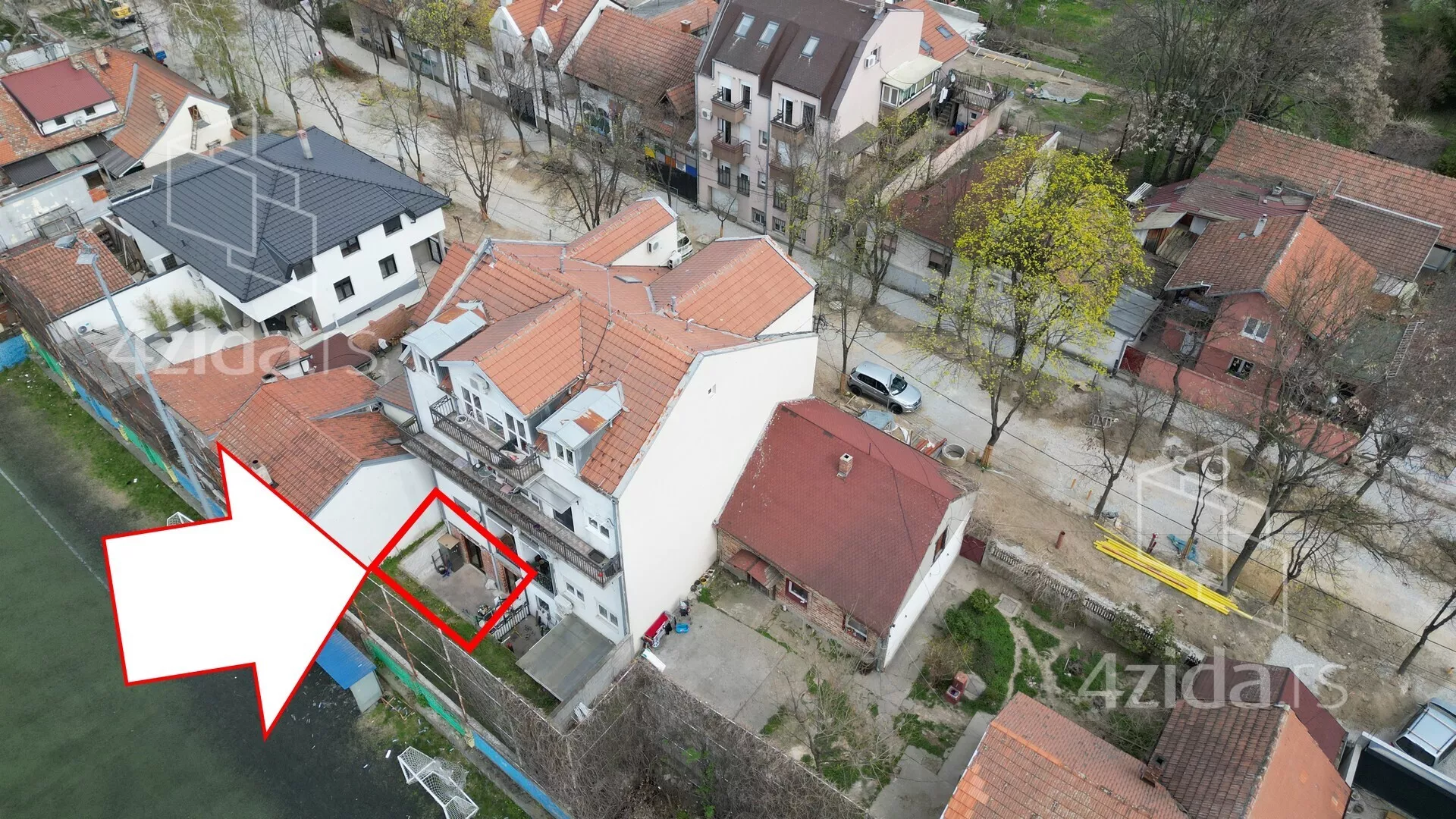 Jednoiposoban stan | 4zida