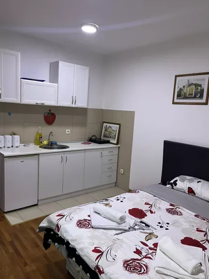 Vrnjačka | 4zida.rs