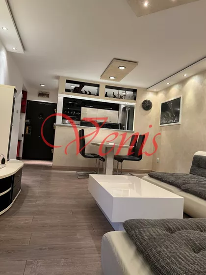 Bulevar oslobođenja | 4zida.rs