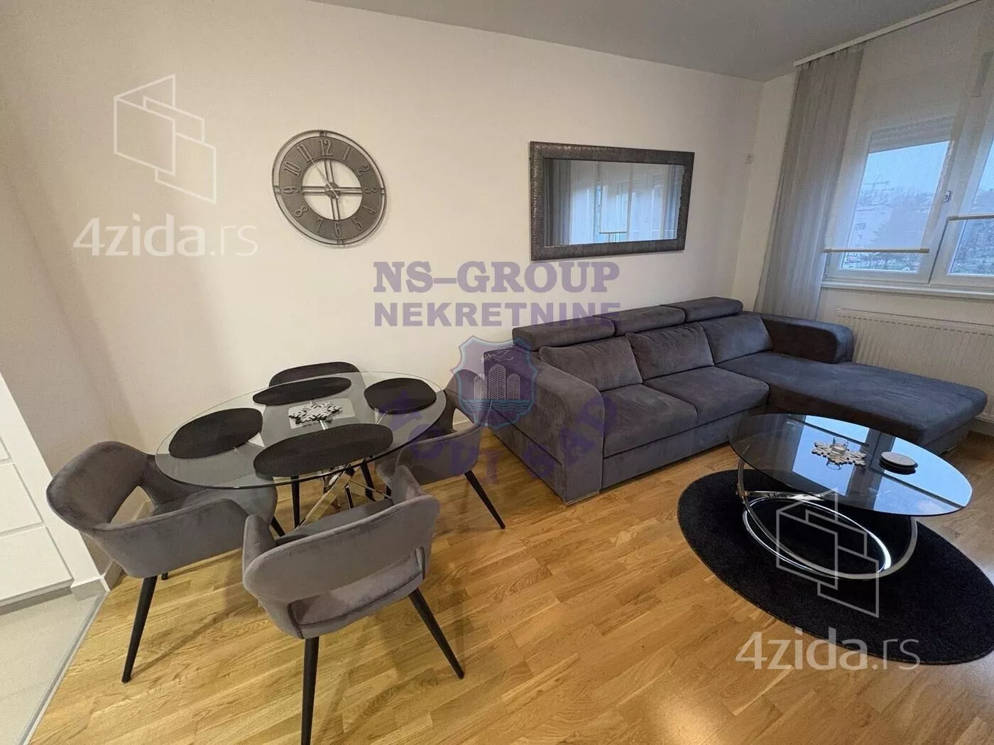 Dvoiposoban stan | 4zida