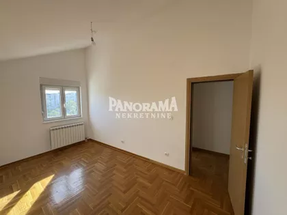 Radmile Savićević | 4zida.rs