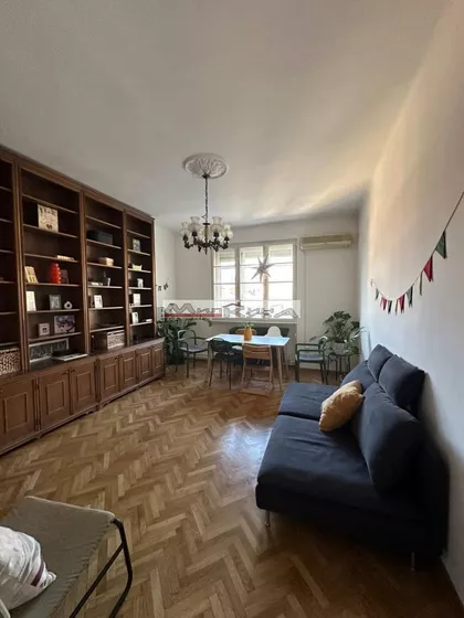 Klinički Centar | 4zida.rs
