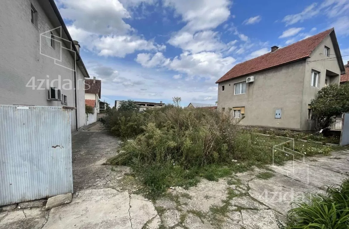 Građevinsko zemljište | 4zida