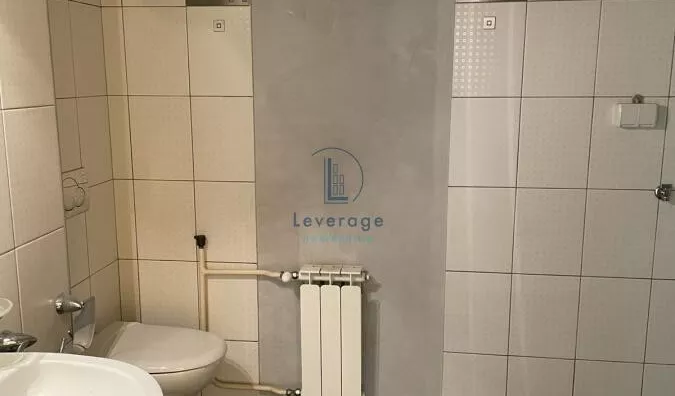 Šestosoban stan | 4zida