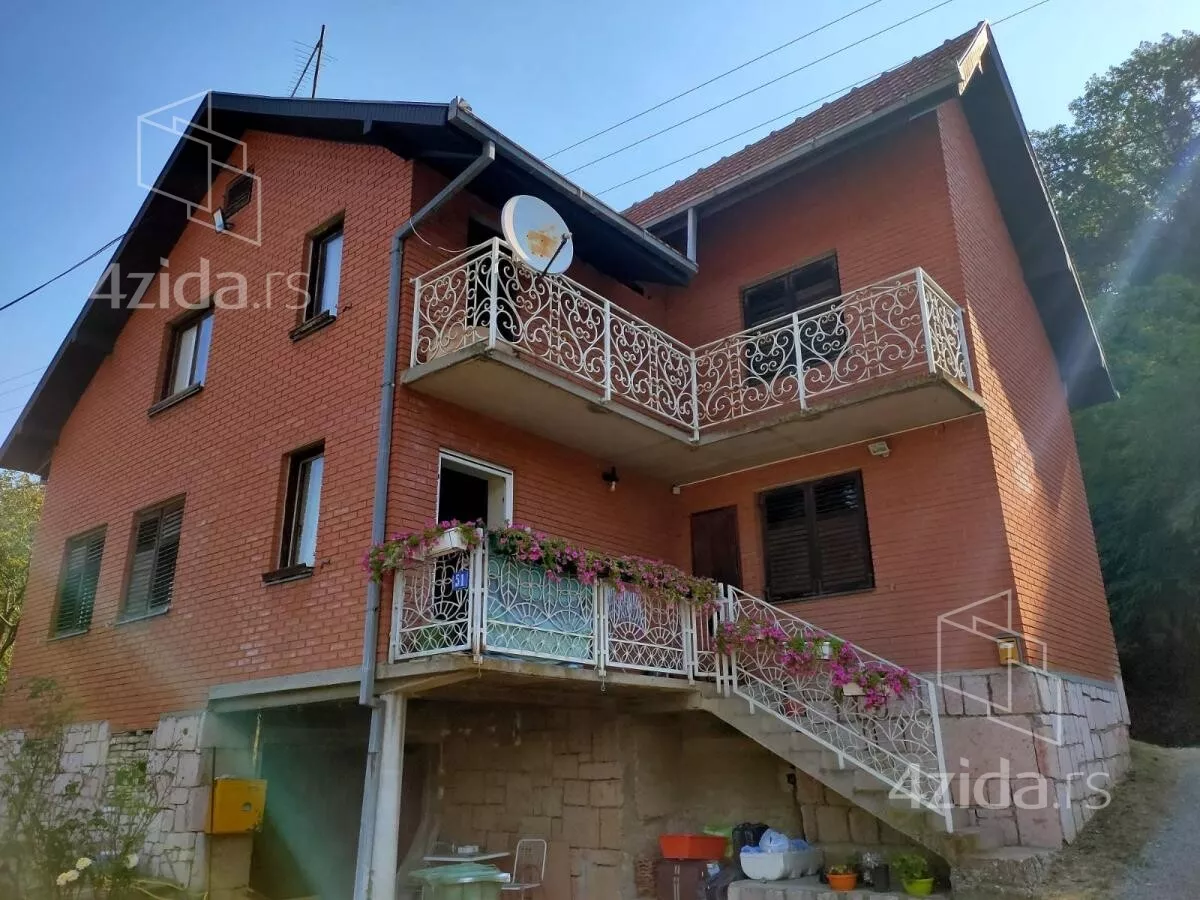Kuća | 4zida