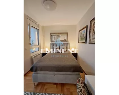 Dušana Vukasovića | 4zida.rs