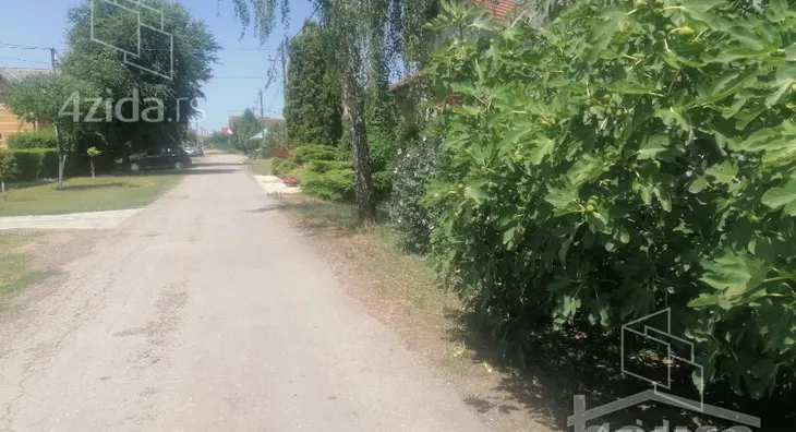 Plac | 4zida
