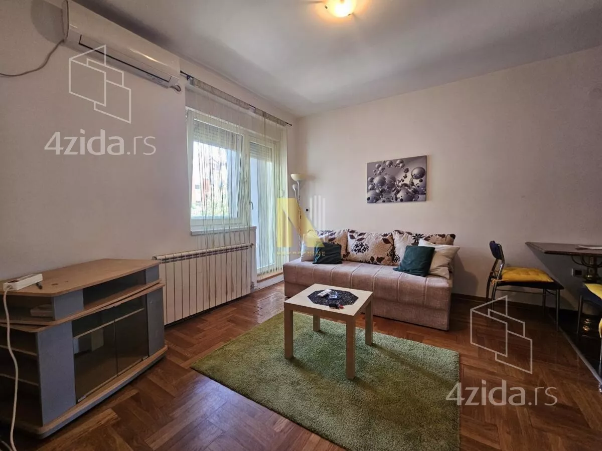Garsonjera | 4zida