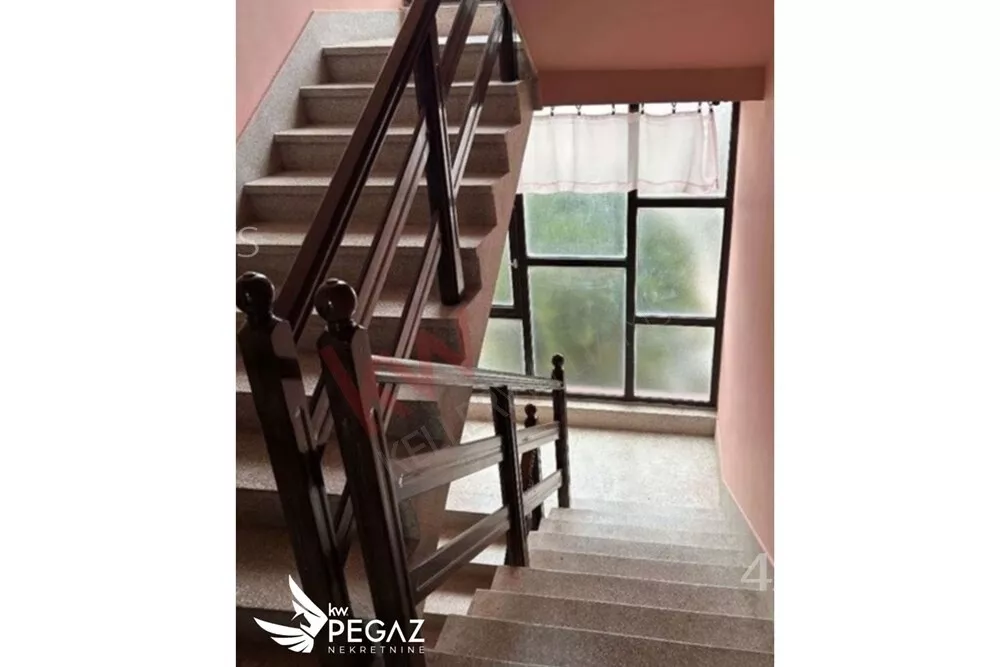 4-etažna kuća | 4zida