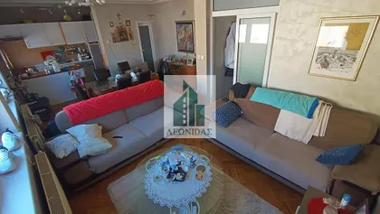 Božidar Adžija | 4zida.rs