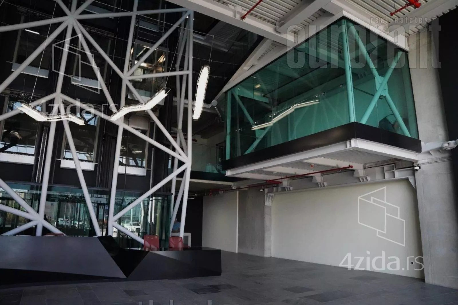 Poslovni prostor | 4zida