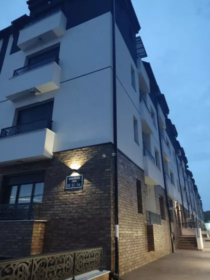 Bulevar Jna | 4zida.rs