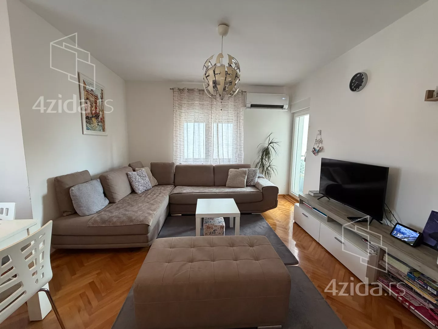 Dvoiposoban stan | 4zida