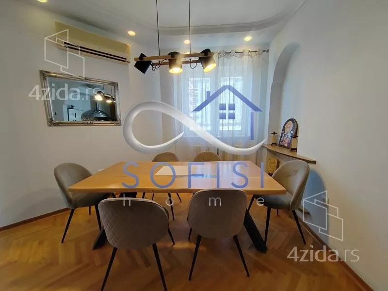 Četvoroiposoban stan | 4zida