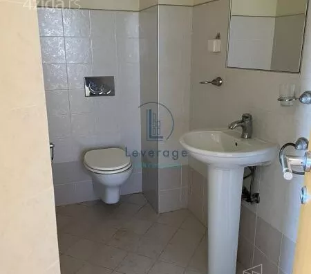 Šestosoban stan | 4zida