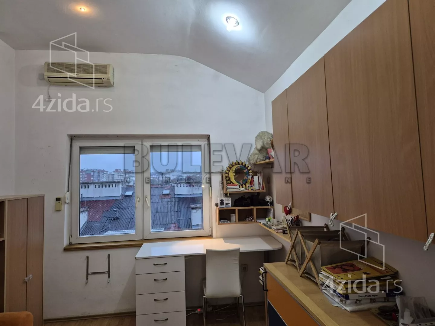 Troiposoban stan | 4zida