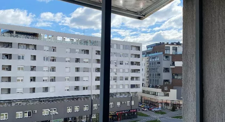 Petosoban stan | 4zida