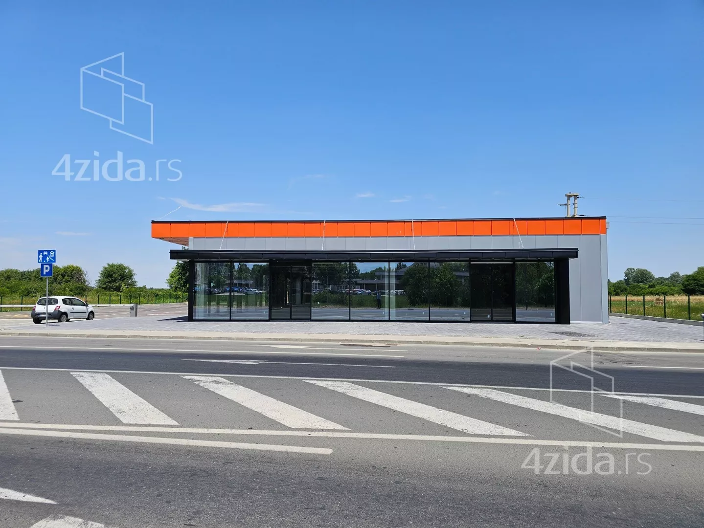 Hala | 4zida