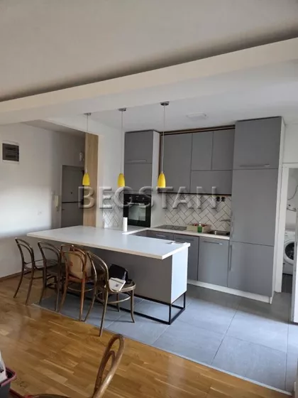 Dzona Kenedija | 4zida.rs