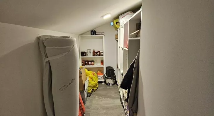 Šestosoban stan | 4zida