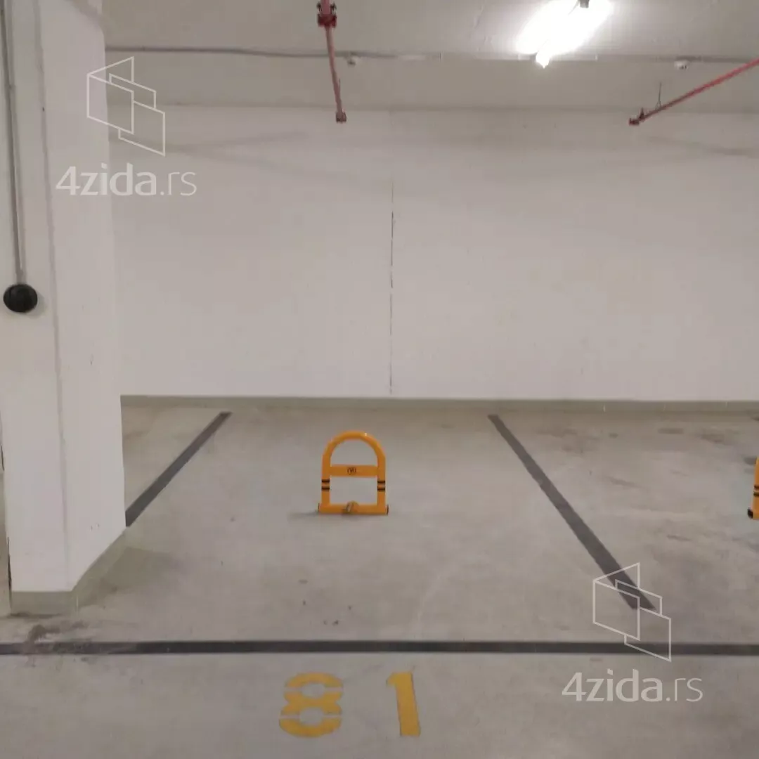 Parking | 4zida