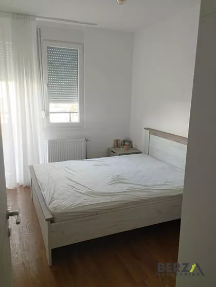 Bulevar Patrijarha Pavla (Somborski Bulevar) | 4zida.rs