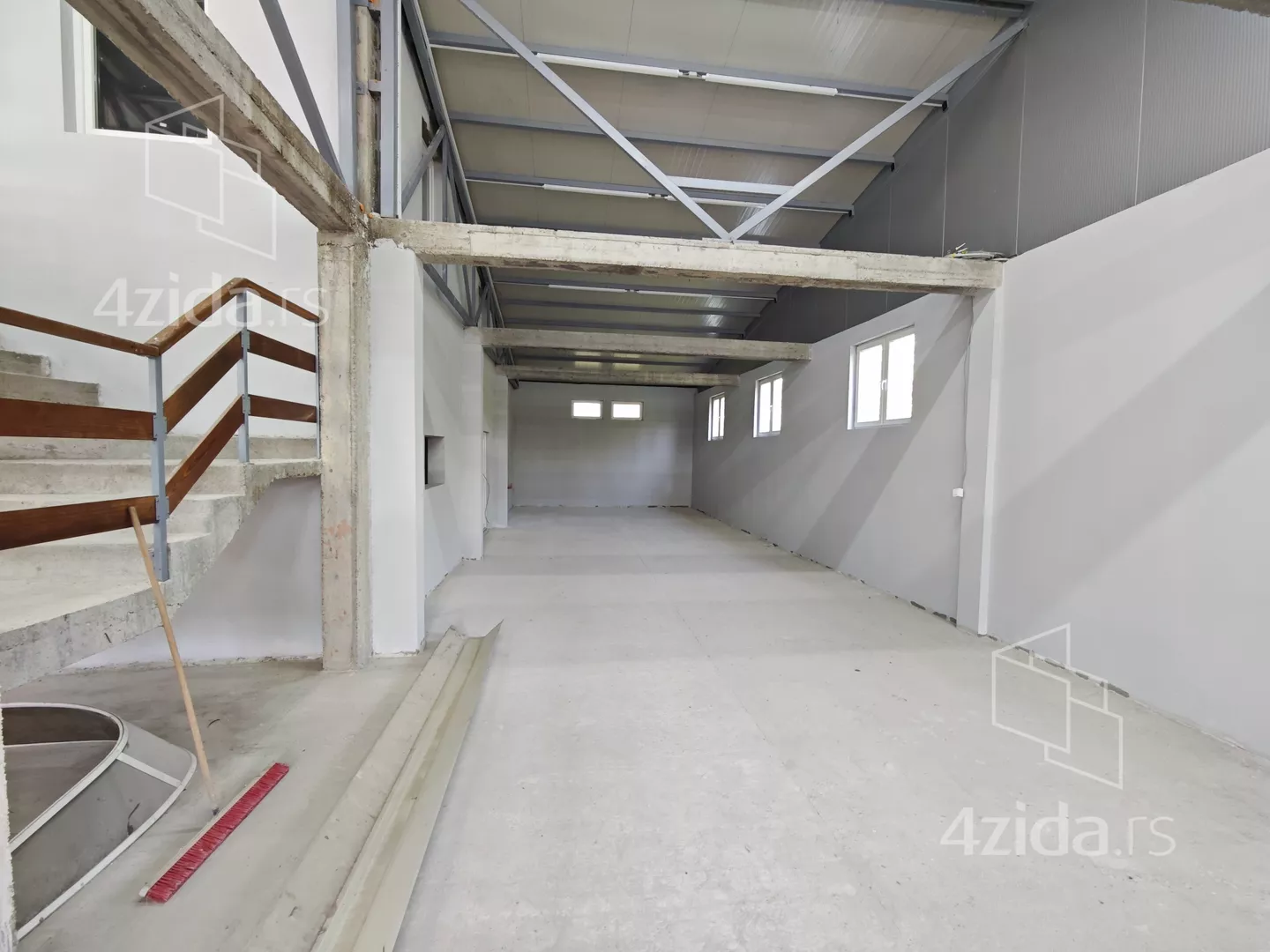3-etažna kuća | 4zida