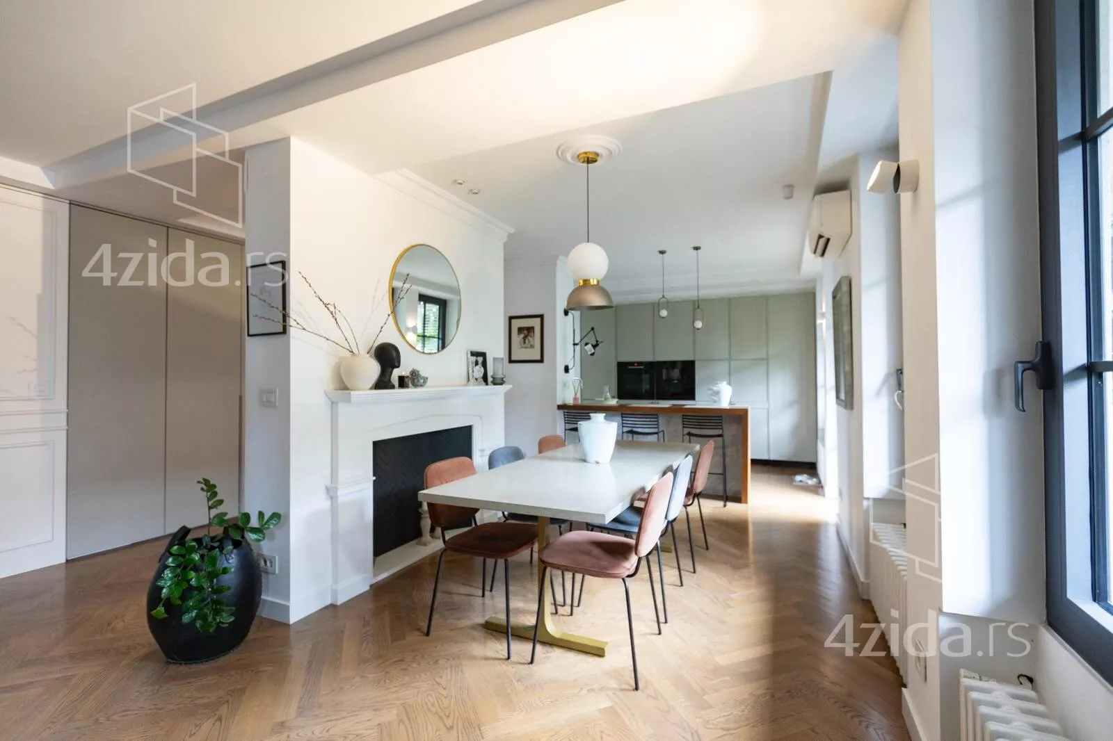 Četvorosoban stan | 4zida