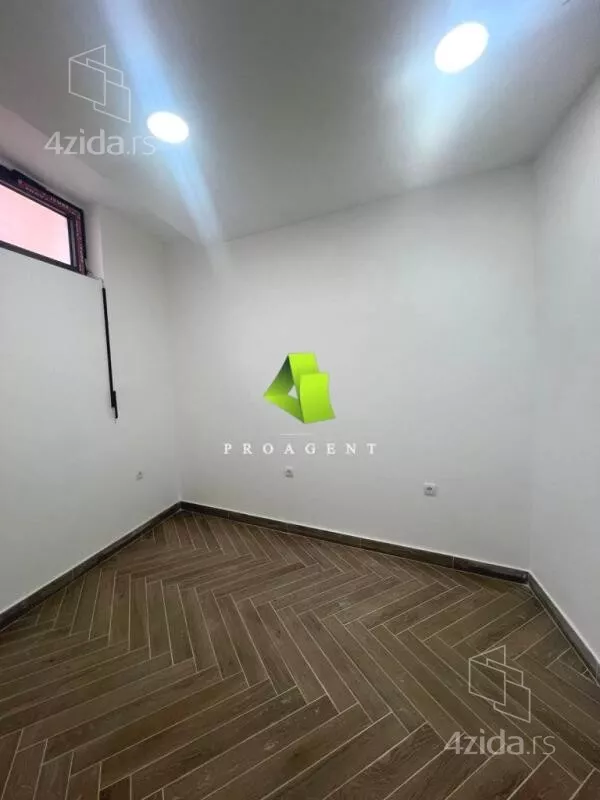 Lokal | 4zida