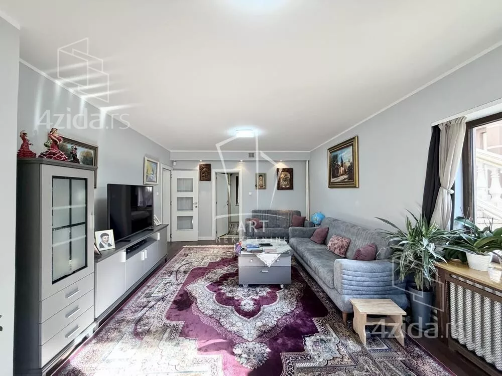 3-etažna kuća | 4zida