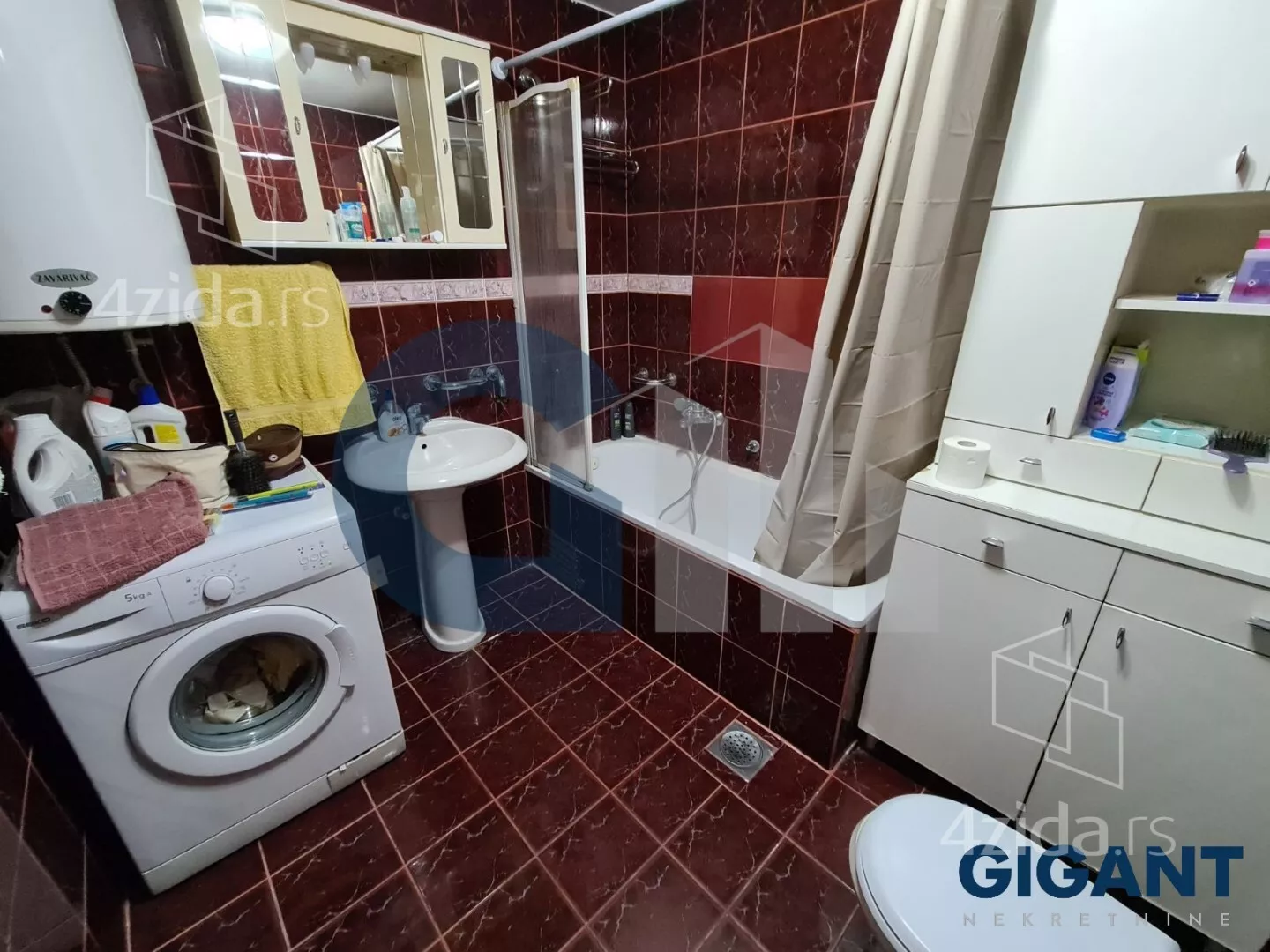 Troiposoban stan | 4zida