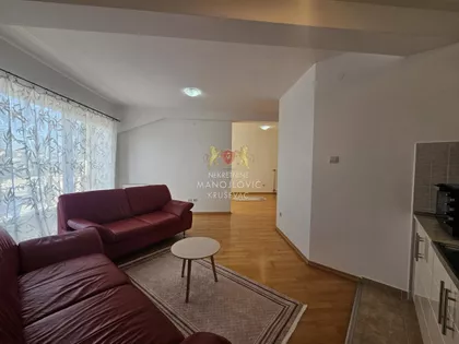 Jakšino igralište | 4zida.rs