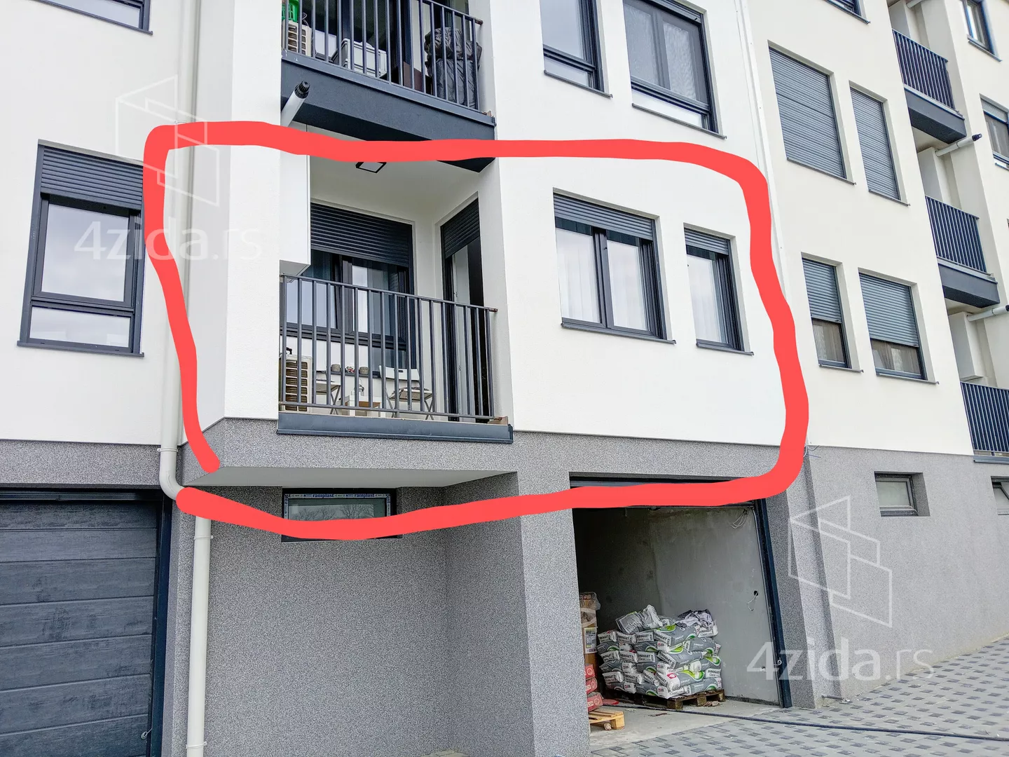 Jednoiposoban stan | 4zida