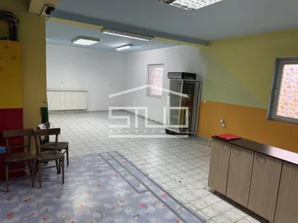 17. oktobra | 4zida.rs