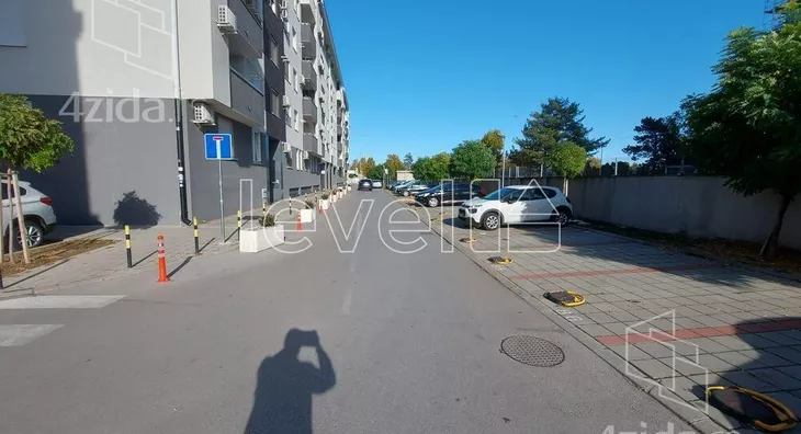 Garaža | 4zida
