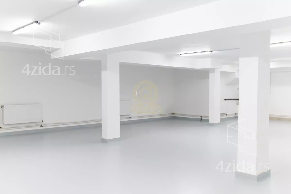 Poslovni prostor | 4zida