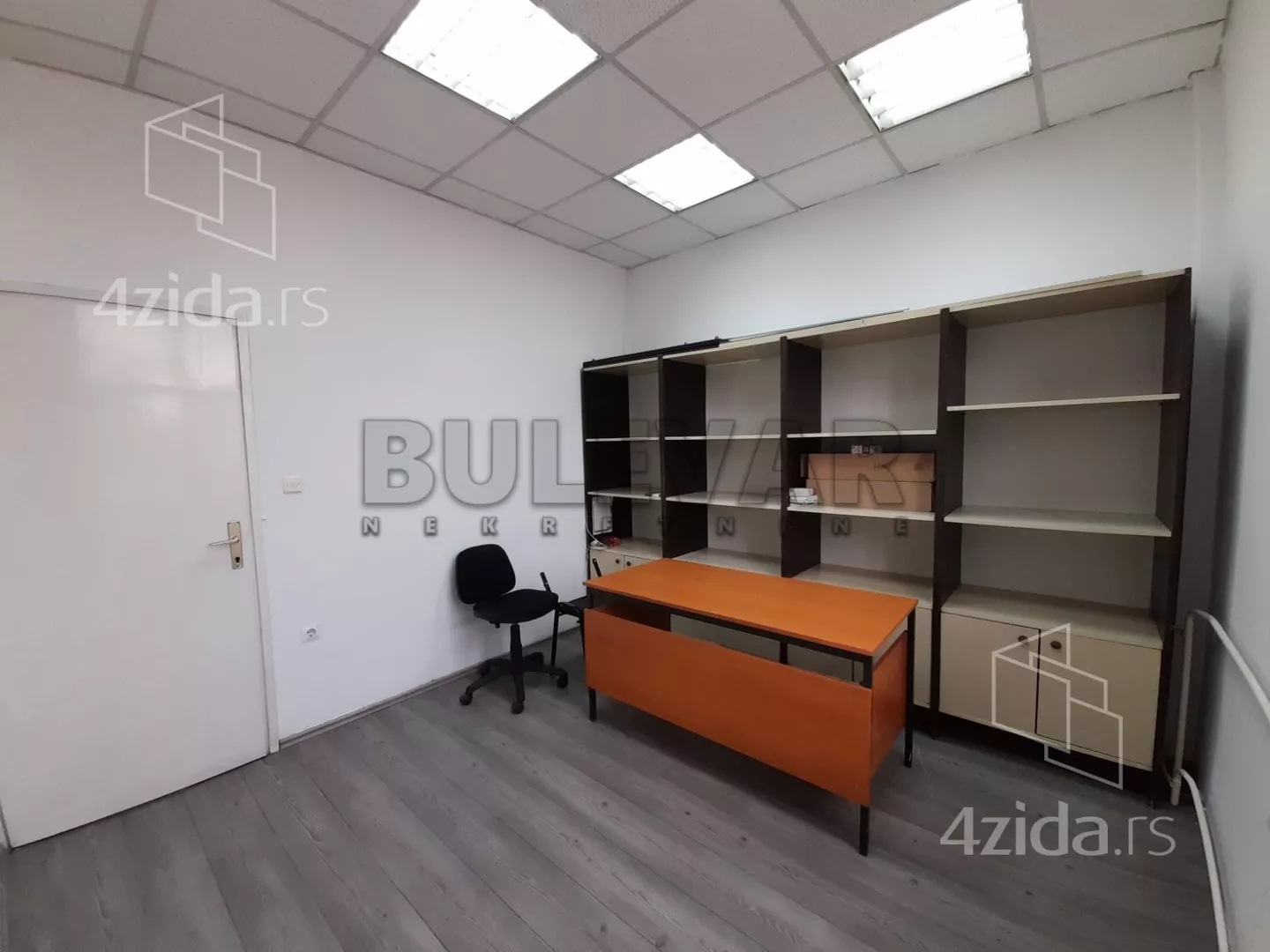 Lokal | 4zida