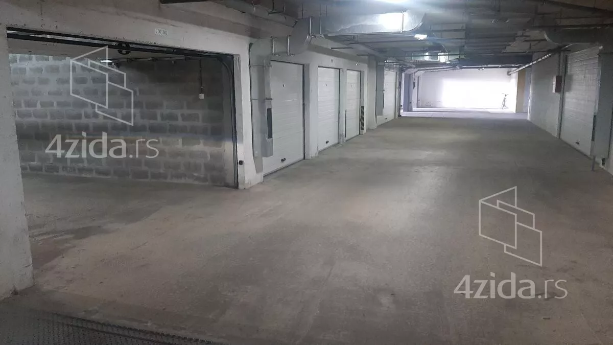 Garaža/Parking | 4zida