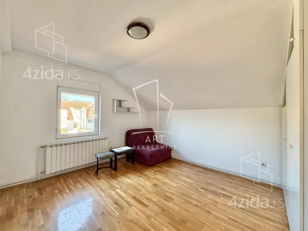 4-etažna kuća | 4zida