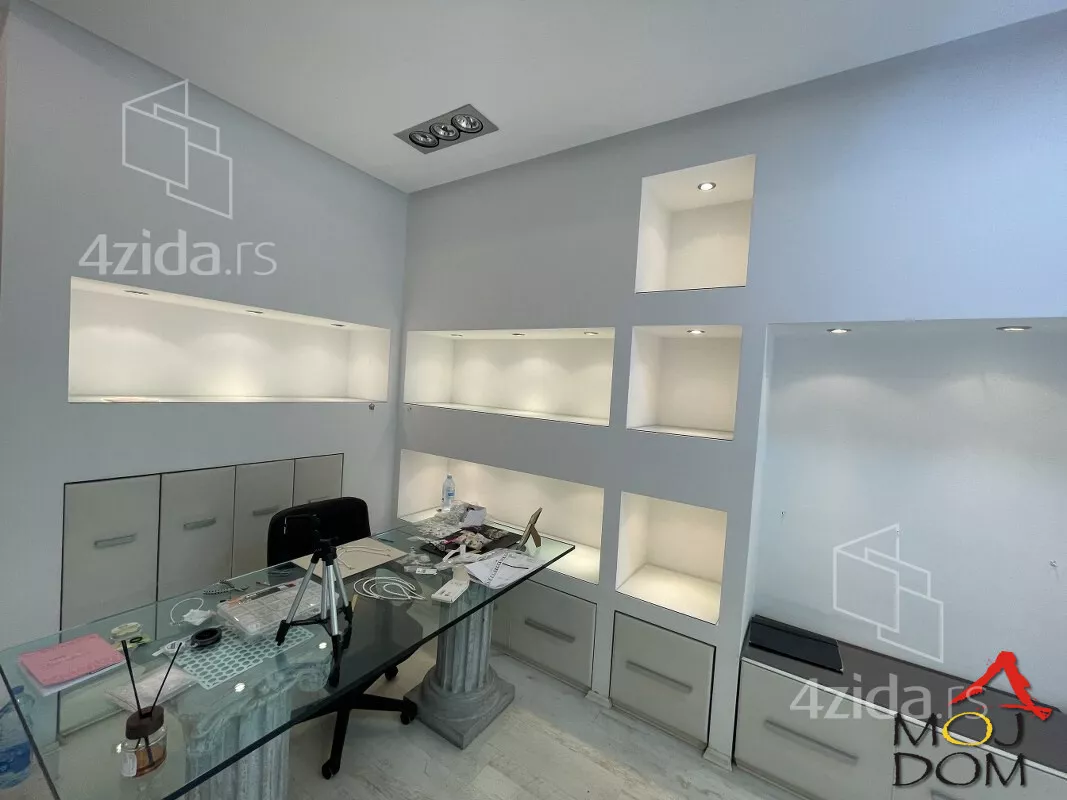 Lokal | 4zida