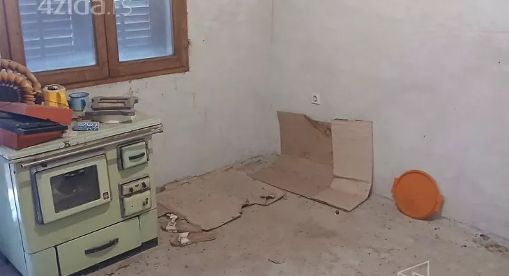 3-etažna kuća | 4zida