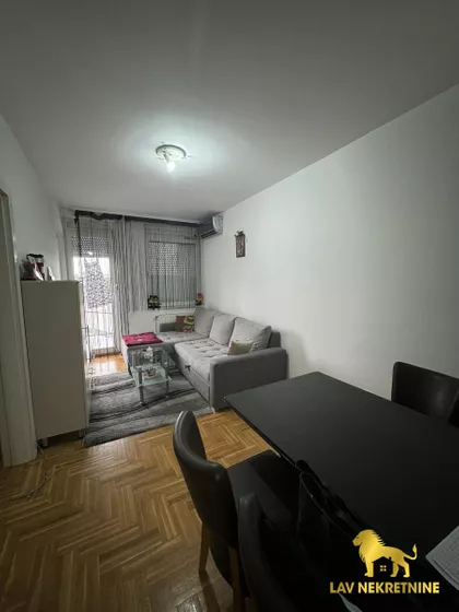 JOVANA HRANILOVIĆA | 4zida.rs