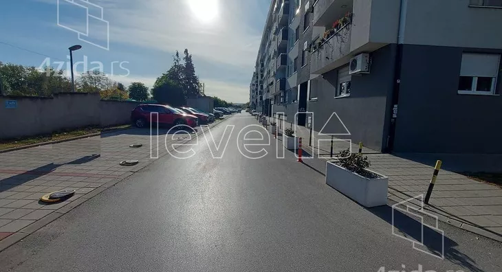 Garaža | 4zida